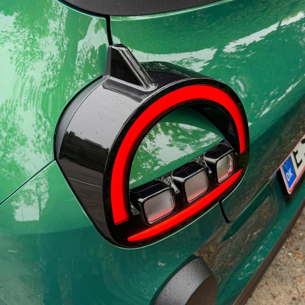 TEST: Renault Twingo E-Tech er en lille bil med stor charme 3 Renault Twingo