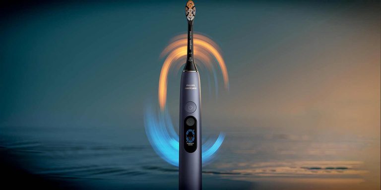 Philips putter AI og et mundkort direkte i eltandbørsten 2 tandbørste